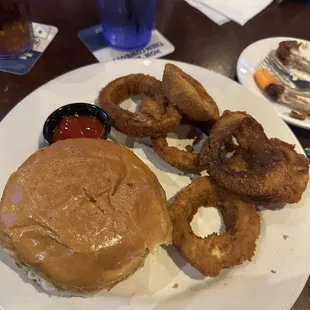 Green chili cheeseburger &amp; onion rings.