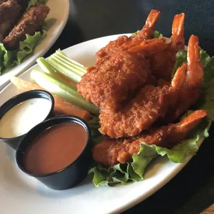 food, fried chicken, fried chicken wings, chicken wings and fried chicken, chicken wings, bbq wings, chicken, poultry, bbq chicken