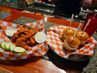 Scores Sports Bar & Grill