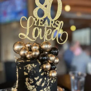  a birthday cake