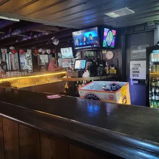 sports bars in riverside