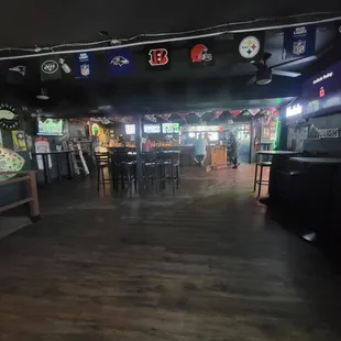 bars in corona ca