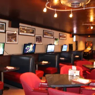 sushi and sashimi, interior