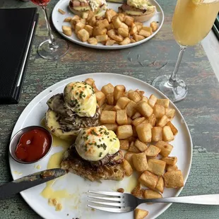 Spinach Mushroom Egg Benedict