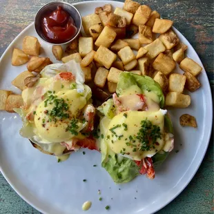 Lobster Eggs Benedict