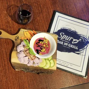 Beat Hummus Charcuterie