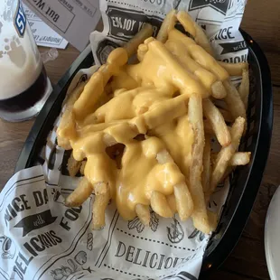 Cheese fries