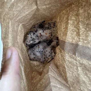 Rice Paper Chips With Dipping Sauce