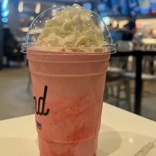 Strawberry Shake