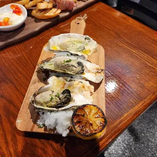 Oysters Duo