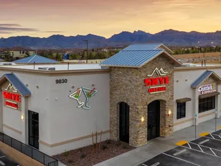 Skye Bar & Grill