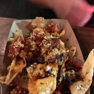 Is tuna poke Nachos.