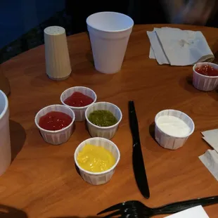 Plenty of condiments!