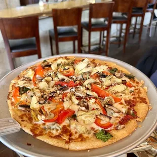 Build-your-own thin crust veggie