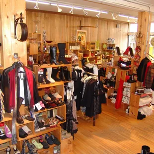 An eclectic collection of fashions for Men . Women . Kids . accessories, shoes, boots, jewelry...and Whidbey Island stuff!