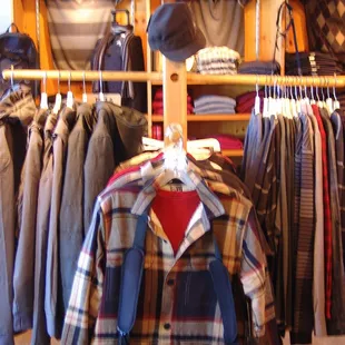 Men&apos;s fashions for all ages, all styles...from Billabong to Tommy Bahama!