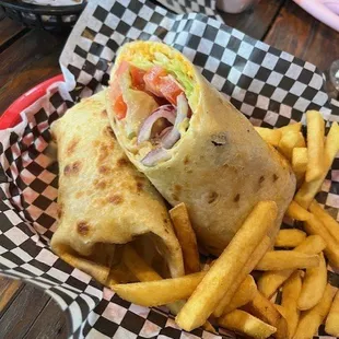 Chicken Wrap (fried) + Fries
