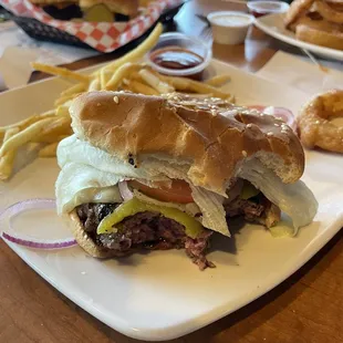 Green chili burger