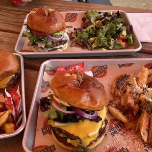 Cheeseburger and Garlic Fries