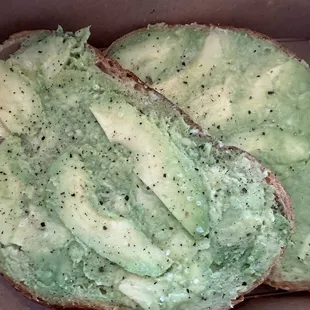 Avocado Toast - Absolutely perfectly seasoned