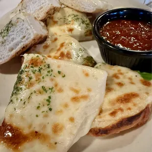 Garlic Cheese Focaccia Bread