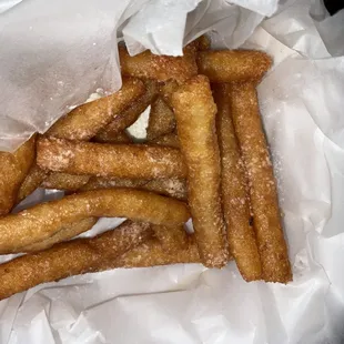 Funnel cake fries