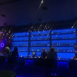 A new date night hot spot! Delicious drinks and classy vibes.