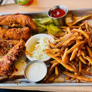 Chicken fingers &apos;Nashville Hot&apos;