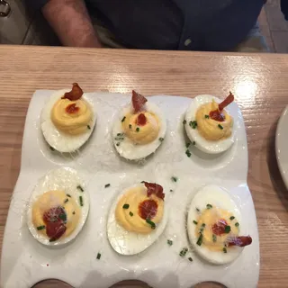 Sriracha Devil Eggs