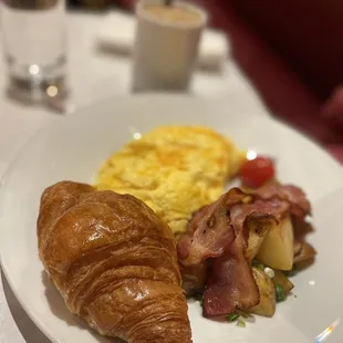 American Breakfast
