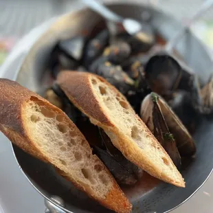 Garlic Mussels