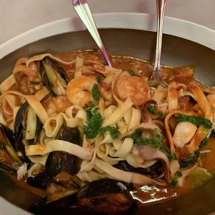 Seafood Platter Pasta
