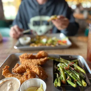 Catfish, green beans and beef nachos