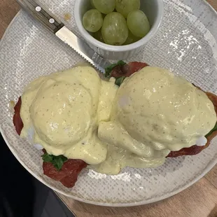 Eggs Benedict