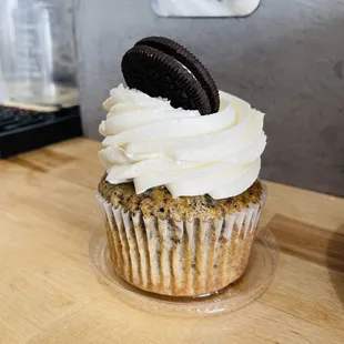 Oreo cupcake (these are the jumbo size). The icing is as high as the height of the cake part.