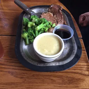 Lunch Cut Prime Rib (Medium), the cup is mashed potatoes &amp; gravy