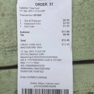 Combo was not entered correctly as $2.50. Did not tip!