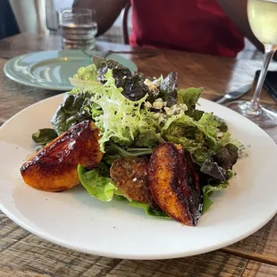 Grilled Peach Salad