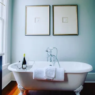 Photo by Elizabeth Looney Photography.