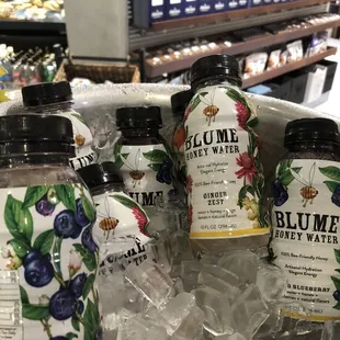 Blume flavored water