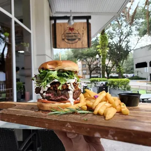 Stubborn Mule Burger