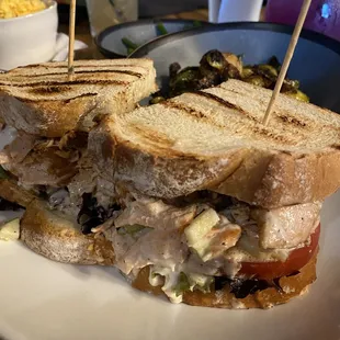 Smashed Salmon Sandwich