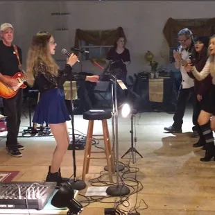 Jessi Stewart rocked the house for the lifereviewpublishersllc.com launch party, singing with The Time Travelers.