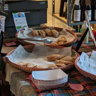 LIKHA pop-up - empanadas!