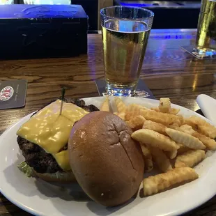 The Stumbling Monkey Bar & Grill