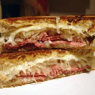two halves of a reuben sandwich