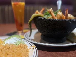 Los Molcajetes