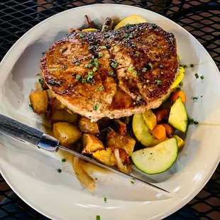 Bourbon pork chop entre