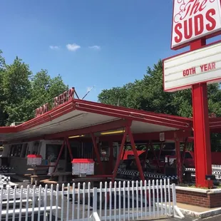 the outside of the diner