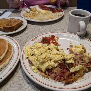 Cornbeef hash and pancakes